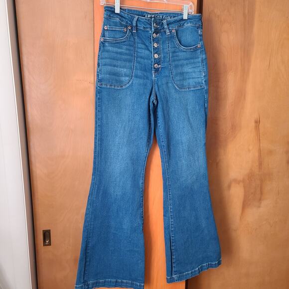 Womens American Eagle Super High-Rise Flare Button Fly Jeans Size 12 Blue - Picture 3 of 16